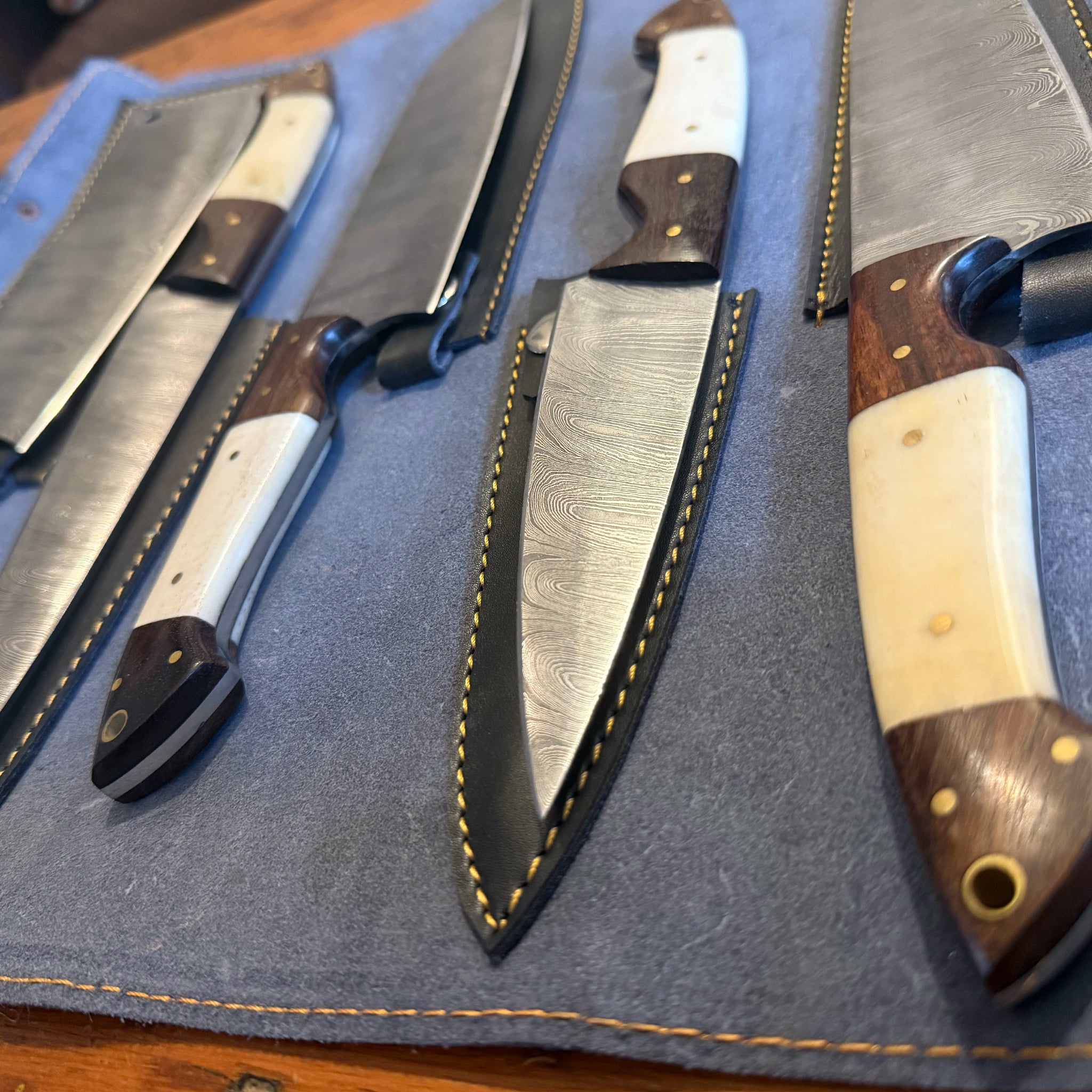 5 Piece Damascus Chef Set with Leather Roll Bag