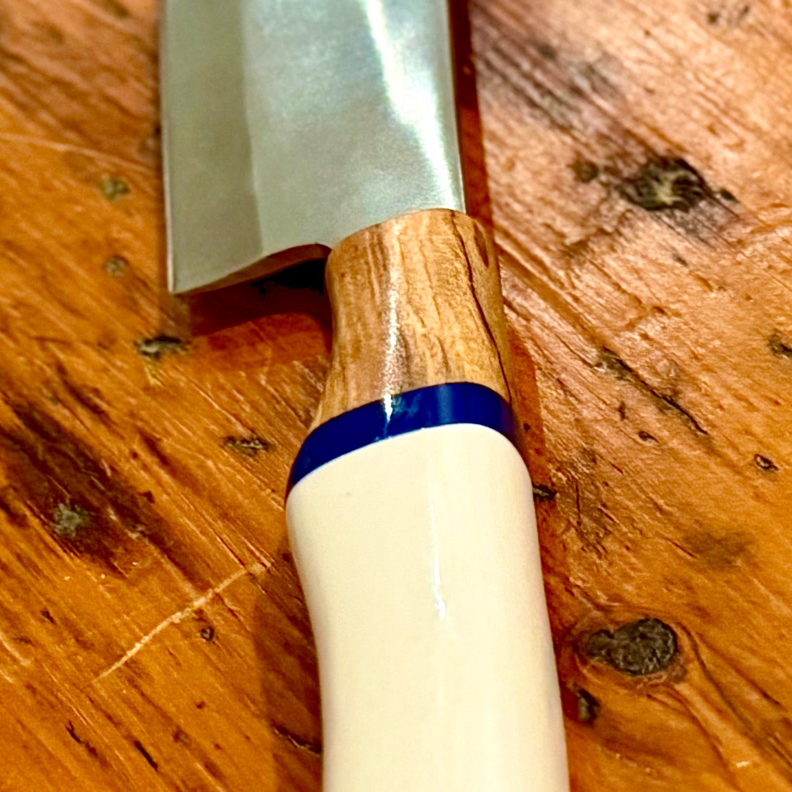 2 Piece White D2 Chef Set with Sheaths