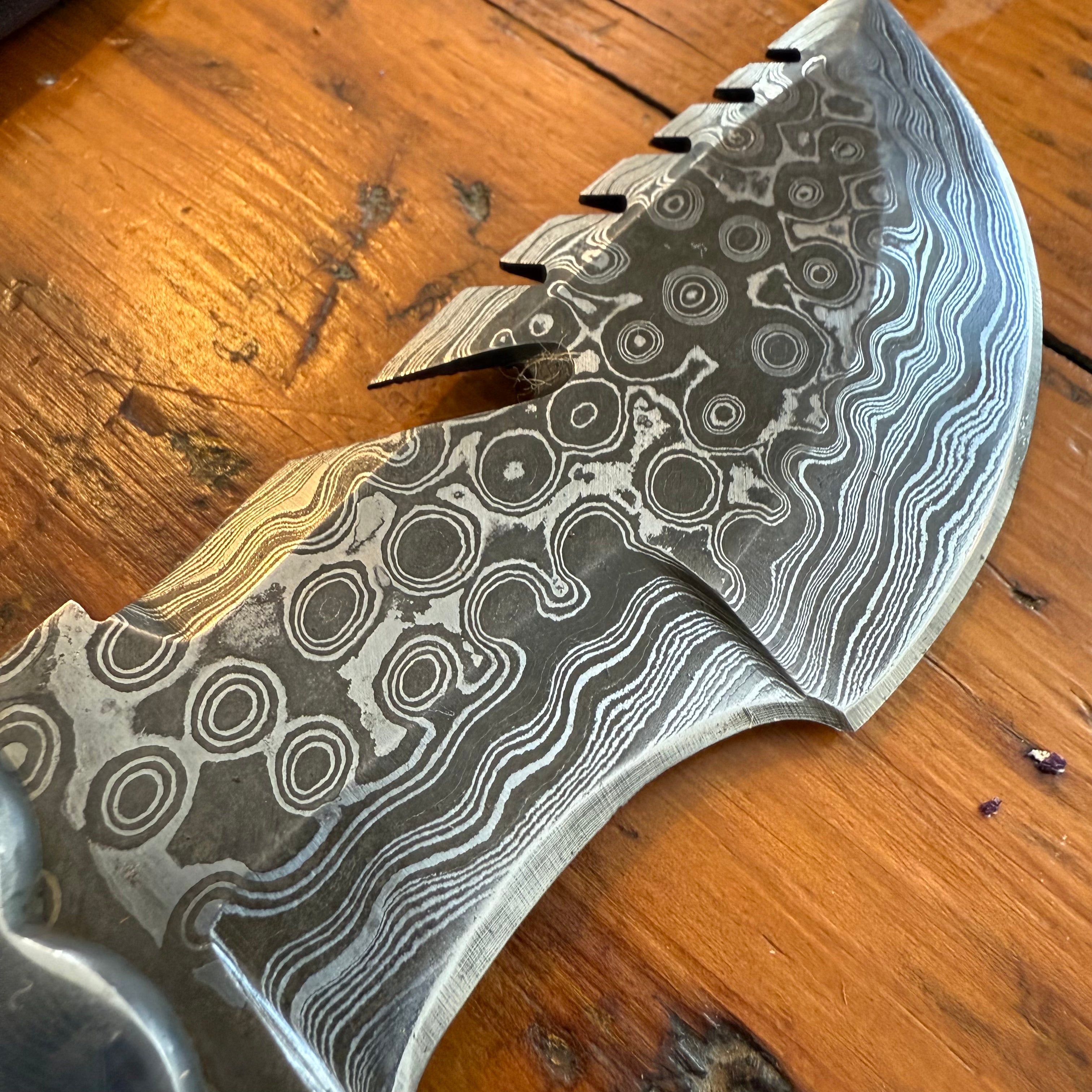 Damascus Tracker Knife- Natural Resin Handle