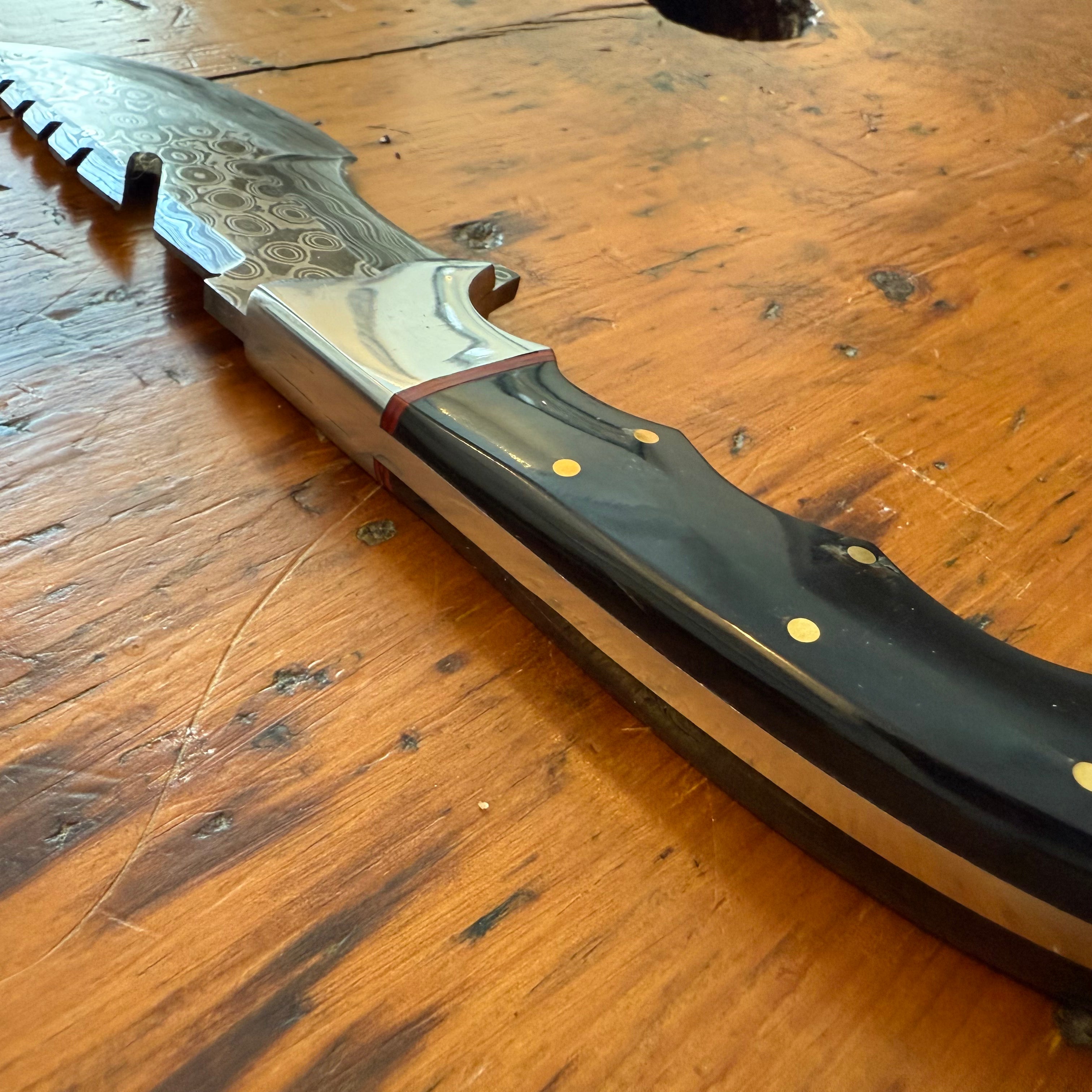 Damascus Tracker Knife- Natural Resin Handle