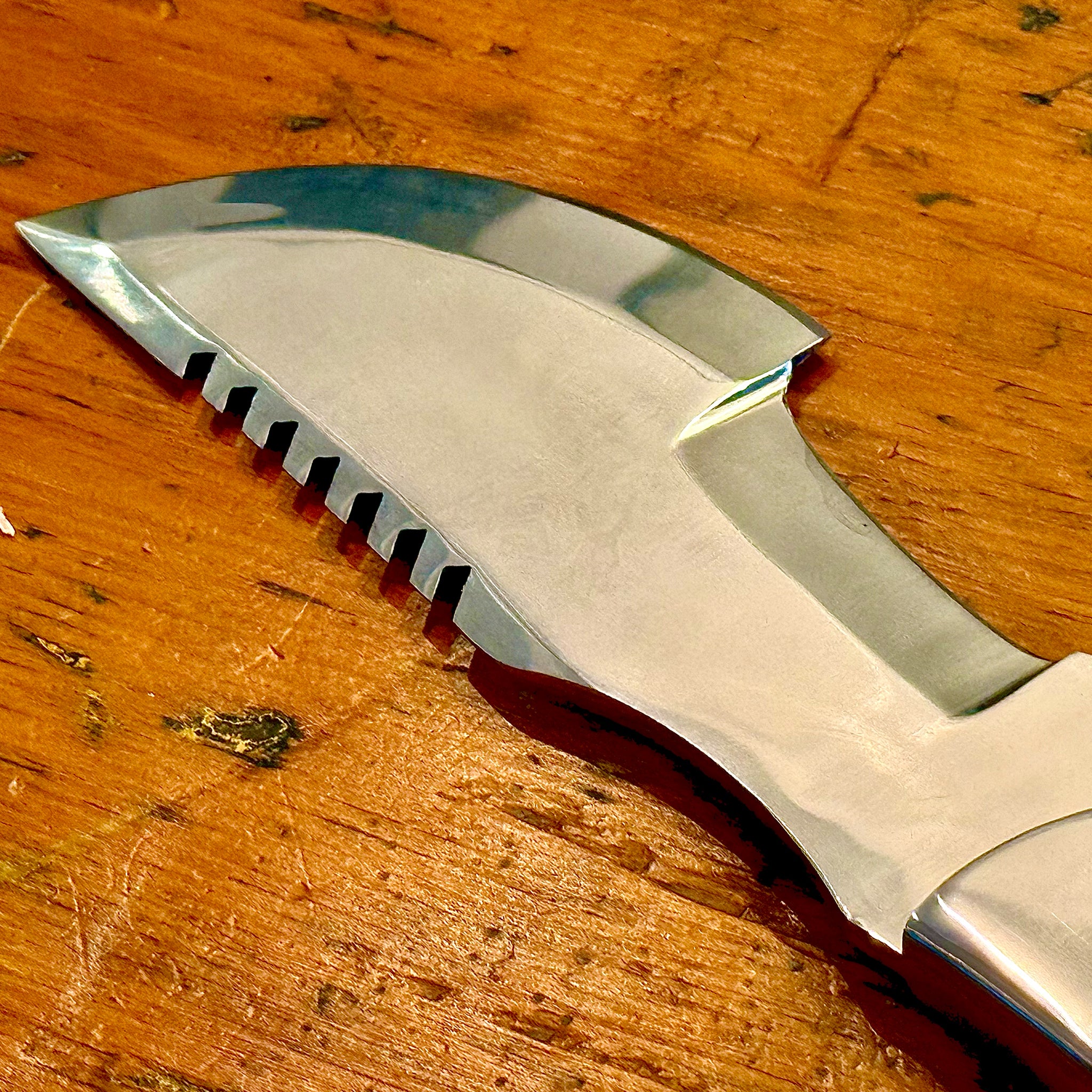 XL Tracker knife with Sheath