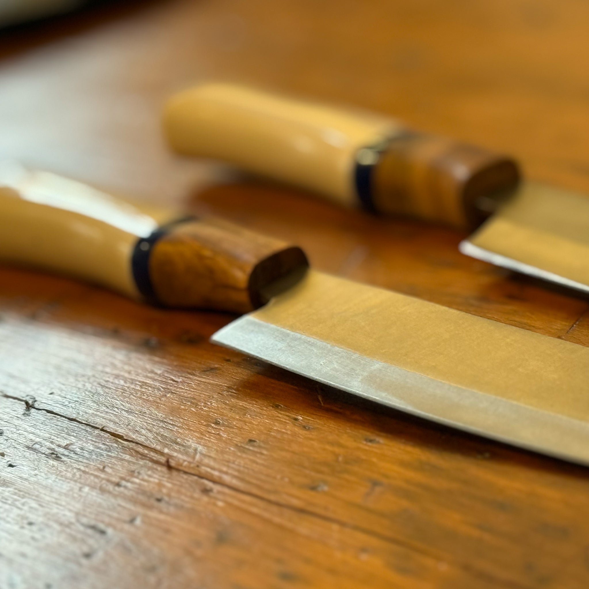 2 Piece White D2 Chef Set with Sheaths